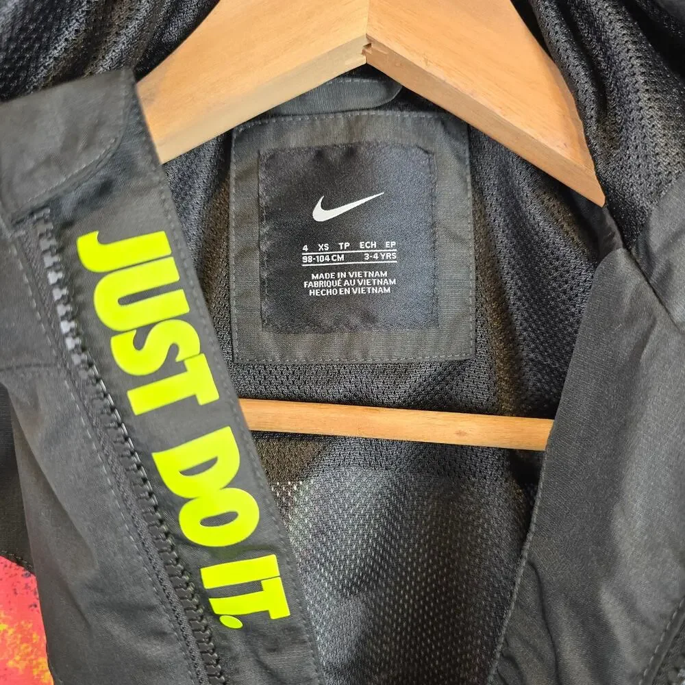 Nike Little Kids Size XS/4 Max Volume Windrunner Jacket Hot Punch Full Zip Hood